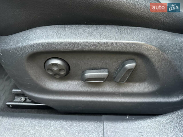 Серый Фольксваген Тигуан, объемом двигателя 1.98 л и пробегом 105 тыс. км за 15400 $, фото 12 на Automoto.ua