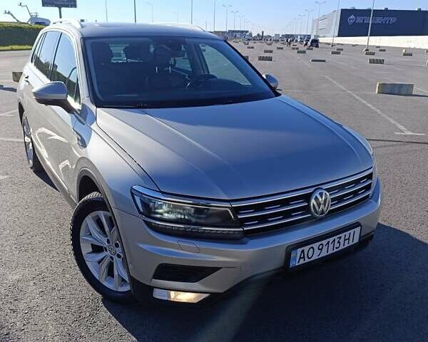 Сірий Фольксваген Тігуан, об'ємом двигуна 1.98 л та пробігом 298 тис. км за 23800 $, фото 2 на Automoto.ua