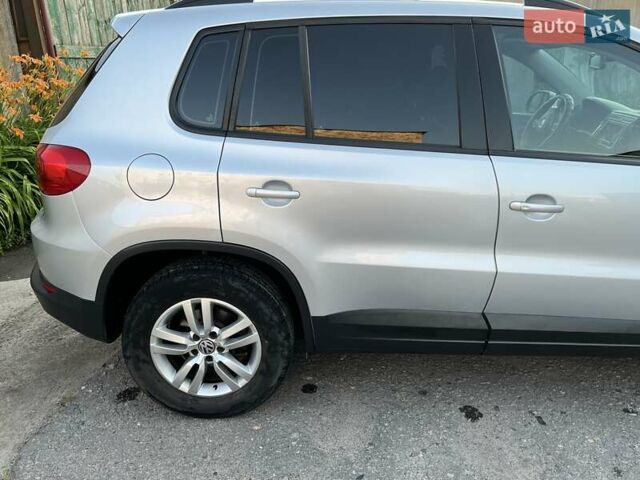 Сірий Фольксваген Тігуан, об'ємом двигуна 1.98 л та пробігом 145 тис. км за 12950 $, фото 8 на Automoto.ua