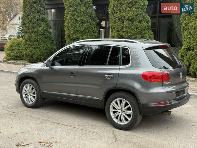 Сірий Фольксваген Тігуан, об'ємом двигуна 1.99 л та пробігом 51 тис. км за 17500 $, фото 21 на Automoto.ua