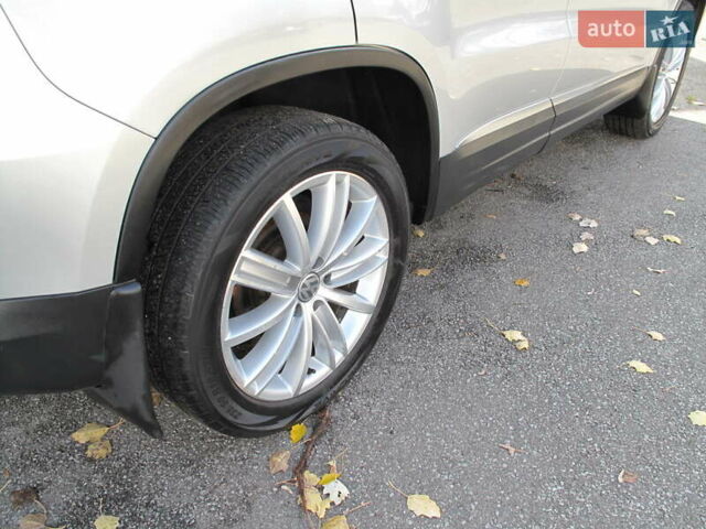 Серый Фольксваген Тигуан, объемом двигателя 2 л и пробегом 186 тыс. км за 14900 $, фото 55 на Automoto.ua