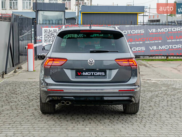 Серый Фольксваген Тигуан, объемом двигателя 1.98 л и пробегом 124 тыс. км за 25700 $, фото 9 на Automoto.ua