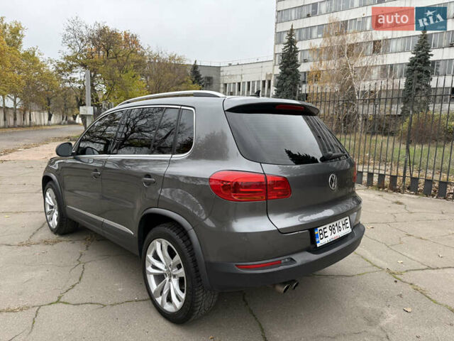 Серый Фольксваген Тигуан, объемом двигателя 2 л и пробегом 163 тыс. км за 15700 $, фото 56 на Automoto.ua