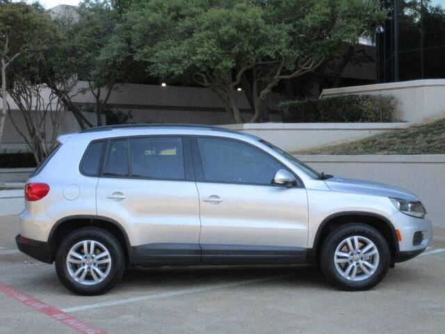 Серый Фольксваген Тигуан, объемом двигателя 2 л и пробегом 70 тыс. км за 4100 $, фото 4 на Automoto.ua