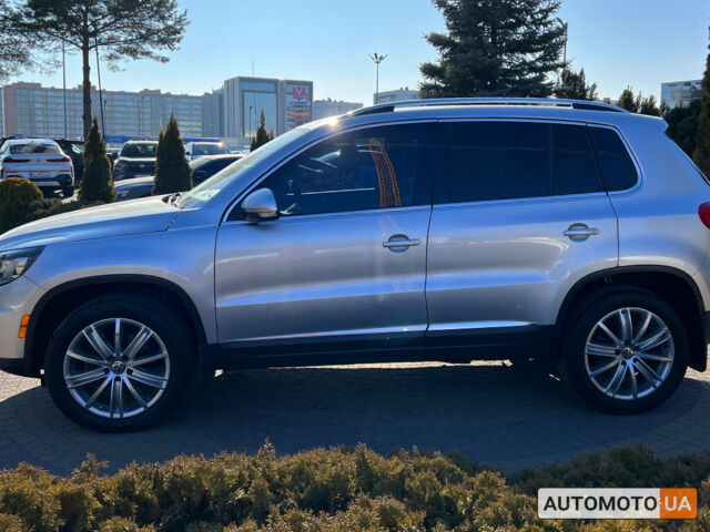 Сірий Фольксваген Тігуан, об'ємом двигуна 2 л та пробігом 137 тис. км за 16700 $, фото 3 на Automoto.ua