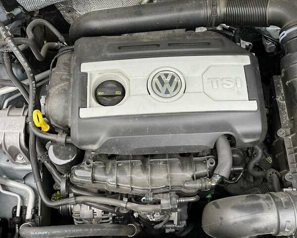 Сірий Фольксваген Тігуан, об'ємом двигуна 2 л та пробігом 204 тис. км за 13200 $, фото 11 на Automoto.ua