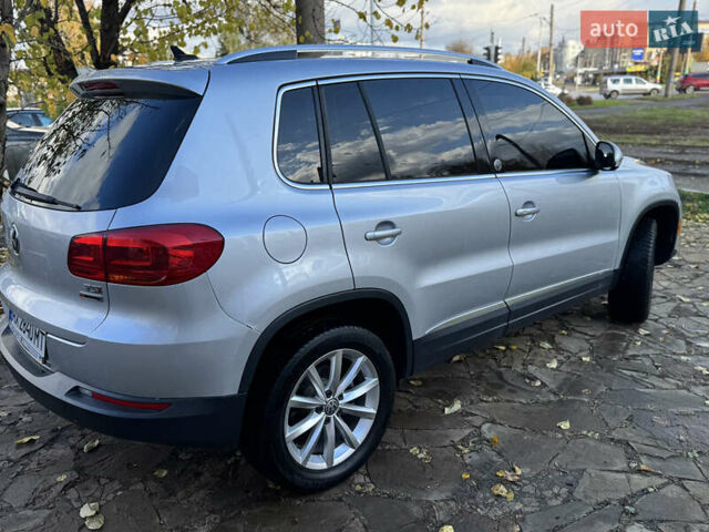 Серый Фольксваген Тигуан, объемом двигателя 1.98 л и пробегом 115 тыс. км за 12999 $, фото 5 на Automoto.ua