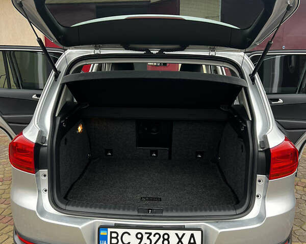 Серый Фольксваген Тигуан, объемом двигателя 1.98 л и пробегом 156 тыс. км за 12999 $, фото 14 на Automoto.ua