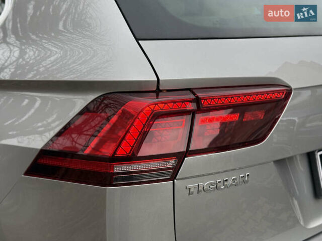 Сірий Фольксваген Тігуан, об'ємом двигуна 1.97 л та пробігом 149 тис. км за 24000 $, фото 12 на Automoto.ua