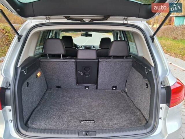 Сірий Фольксваген Тігуан, об'ємом двигуна 2 л та пробігом 190 тис. км за 11650 $, фото 22 на Automoto.ua
