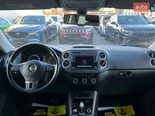 Серый Фольксваген Тигуан, объемом двигателя 2 л и пробегом 193 тыс. км за 13700 $, фото 17 на Automoto.ua