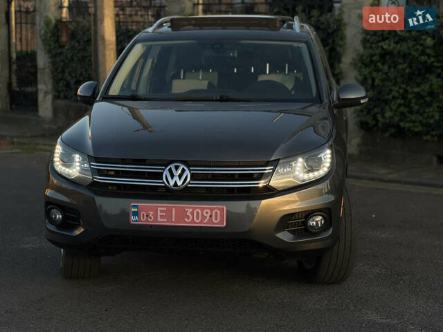 Серый Фольксваген Тигуан, объемом двигателя 2 л и пробегом 199 тыс. км за 12200 $, фото 3 на Automoto.ua