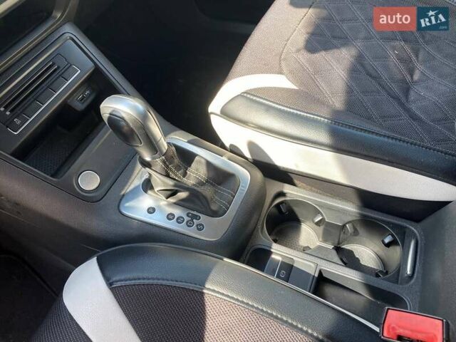 Серый Фольксваген Тигуан, объемом двигателя 1.98 л и пробегом 99 тыс. км за 12300 $, фото 15 на Automoto.ua