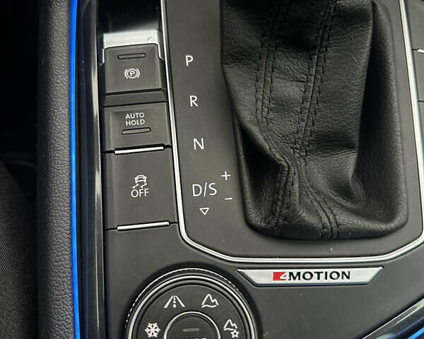 Серый Фольксваген Тигуан, объемом двигателя 1.98 л и пробегом 115 тыс. км за 23300 $, фото 41 на Automoto.ua