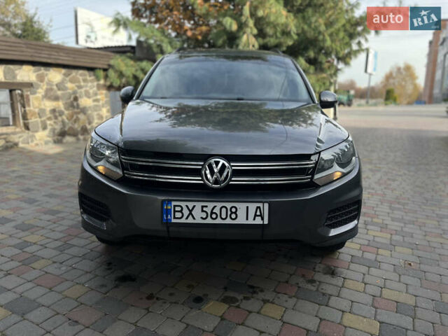 Сірий Фольксваген Тігуан, об'ємом двигуна 1.98 л та пробігом 234 тис. км за 9999 $, фото 1 на Automoto.ua