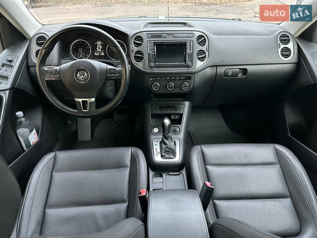 Серый Фольксваген Тигуан, объемом двигателя 1.98 л и пробегом 105 тыс. км за 15400 $, фото 20 на Automoto.ua