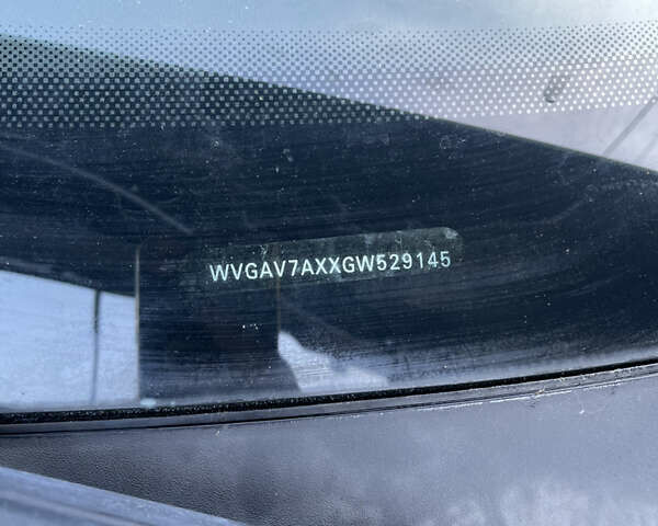 Сірий Фольксваген Тігуан, об'ємом двигуна 2 л та пробігом 205 тис. км за 10800 $, фото 21 на Automoto.ua
