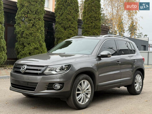 Сірий Фольксваген Тігуан, об'ємом двигуна 1.99 л та пробігом 51 тис. км за 17500 $, фото 1 на Automoto.ua