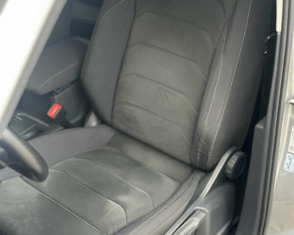 Серый Фольксваген Тигуан, объемом двигателя 1.98 л и пробегом 115 тыс. км за 23300 $, фото 38 на Automoto.ua