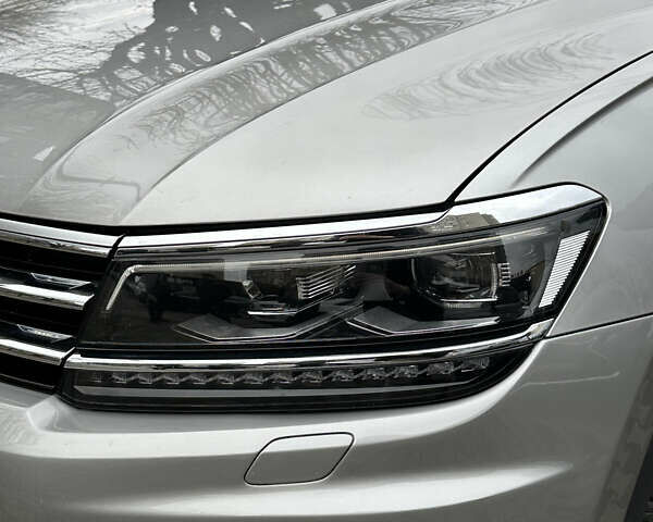 Сірий Фольксваген Тігуан, об'ємом двигуна 1.97 л та пробігом 149 тис. км за 24000 $, фото 9 на Automoto.ua