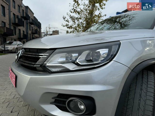 Сірий Фольксваген Тігуан, об'ємом двигуна 2 л та пробігом 175 тис. км за 12750 $, фото 25 на Automoto.ua