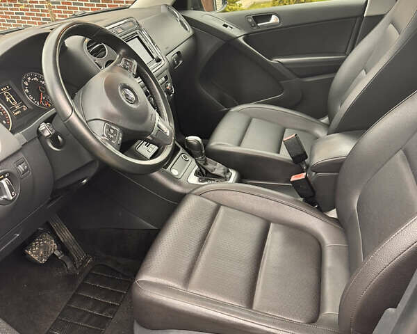 Сірий Фольксваген Тігуан, об'ємом двигуна 1.98 л та пробігом 196 тис. км за 12900 $, фото 12 на Automoto.ua