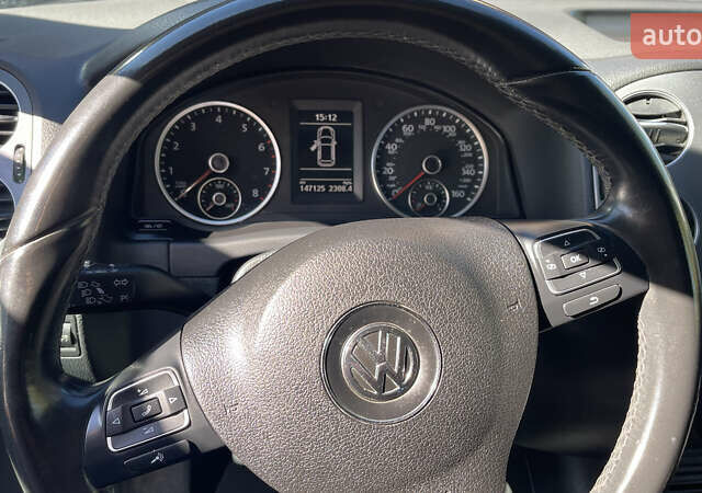 Сірий Фольксваген Тігуан, об'ємом двигуна 1.98 л та пробігом 148 тис. км за 13000 $, фото 9 на Automoto.ua