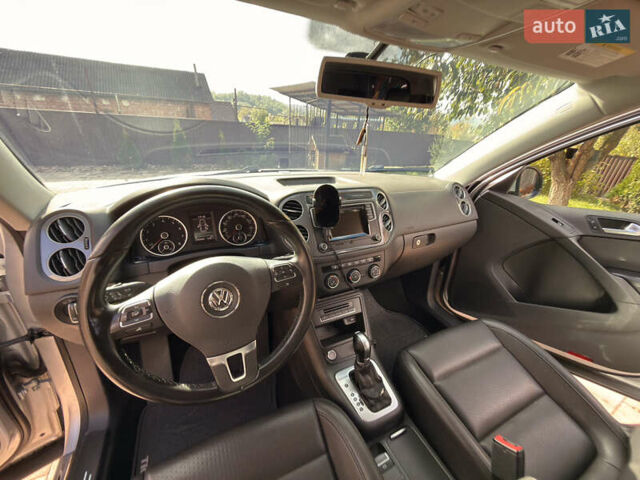 Серый Фольксваген Тигуан, объемом двигателя 1.98 л и пробегом 142 тыс. км за 12800 $, фото 25 на Automoto.ua
