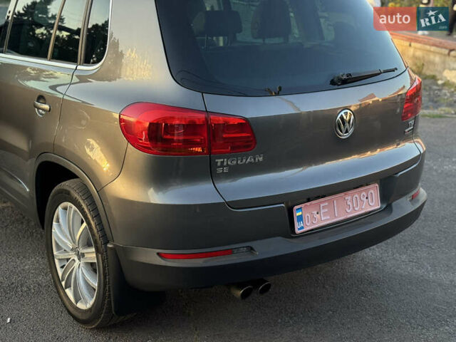 Серый Фольксваген Тигуан, объемом двигателя 2 л и пробегом 199 тыс. км за 12200 $, фото 11 на Automoto.ua