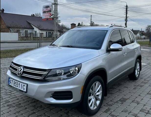 Серый Фольксваген Тигуан, объемом двигателя 1.98 л и пробегом 143 тыс. км за 11500 $, фото 2 на Automoto.ua