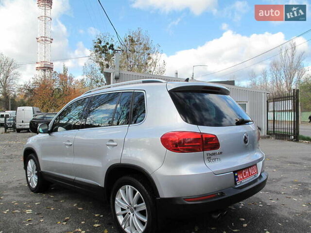 Серый Фольксваген Тигуан, объемом двигателя 2 л и пробегом 186 тыс. км за 14900 $, фото 11 на Automoto.ua