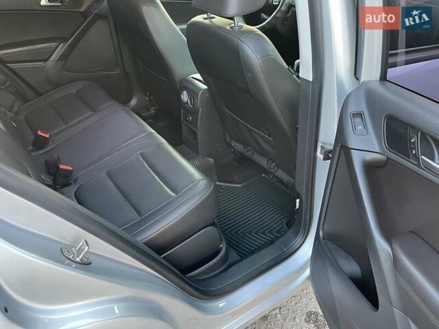 Сірий Фольксваген Тігуан, об'ємом двигуна 1.98 л та пробігом 145 тис. км за 12950 $, фото 15 на Automoto.ua