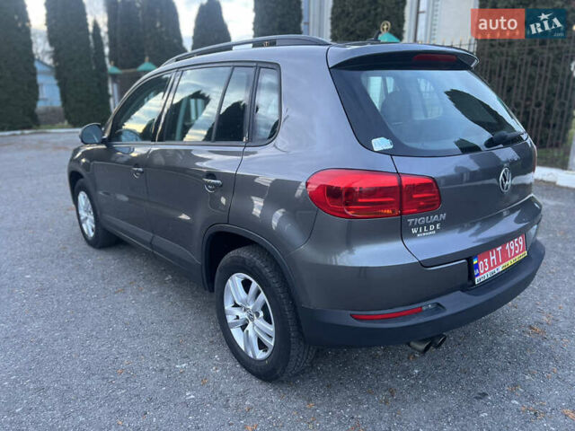 Серый Фольксваген Тигуан, объемом двигателя 2 л и пробегом 220 тыс. км за 12350 $, фото 3 на Automoto.ua