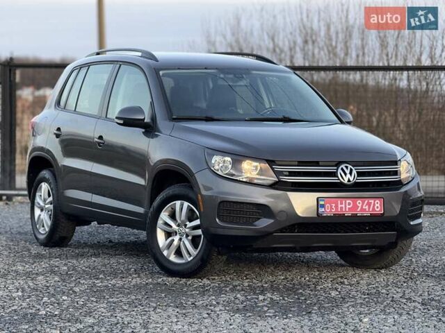 Серый Фольксваген Тигуан, объемом двигателя 2 л и пробегом 135 тыс. км за 11950 $, фото 2 на Automoto.ua