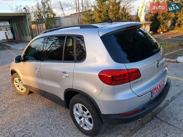Сірий Фольксваген Тігуан, об'ємом двигуна 2 л та пробігом 190 тис. км за 11650 $, фото 40 на Automoto.ua