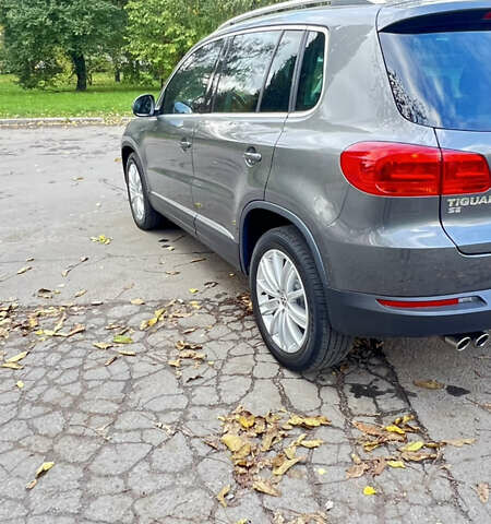 Сірий Фольксваген Тігуан, об'ємом двигуна 1.98 л та пробігом 124 тис. км за 13590 $, фото 11 на Automoto.ua