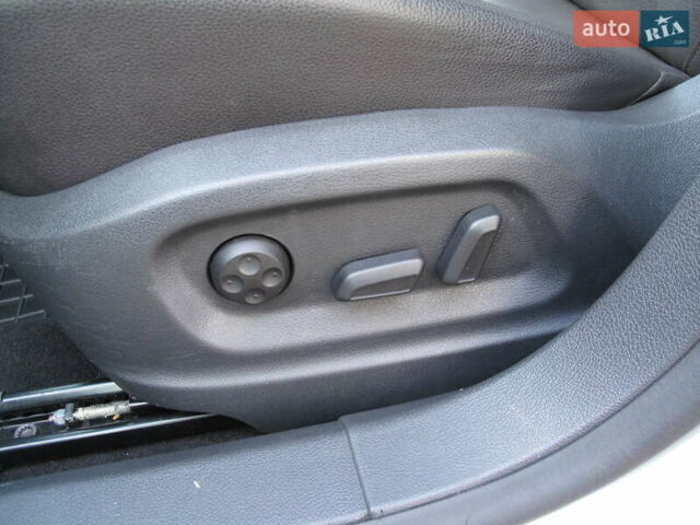 Серый Фольксваген Тигуан, объемом двигателя 2 л и пробегом 186 тыс. км за 14900 $, фото 30 на Automoto.ua