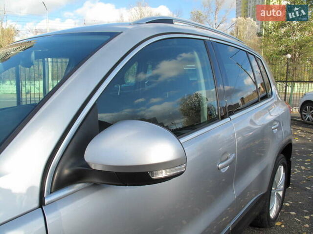 Серый Фольксваген Тигуан, объемом двигателя 2 л и пробегом 186 тыс. км за 14900 $, фото 15 на Automoto.ua