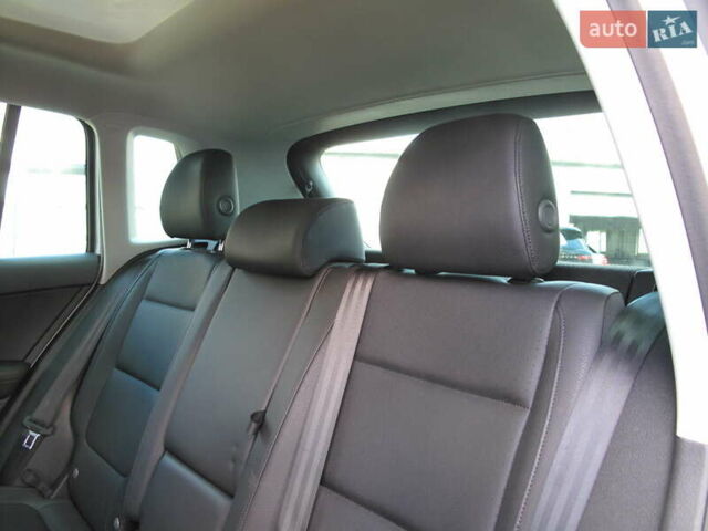 Серый Фольксваген Тигуан, объемом двигателя 2 л и пробегом 186 тыс. км за 14900 $, фото 39 на Automoto.ua