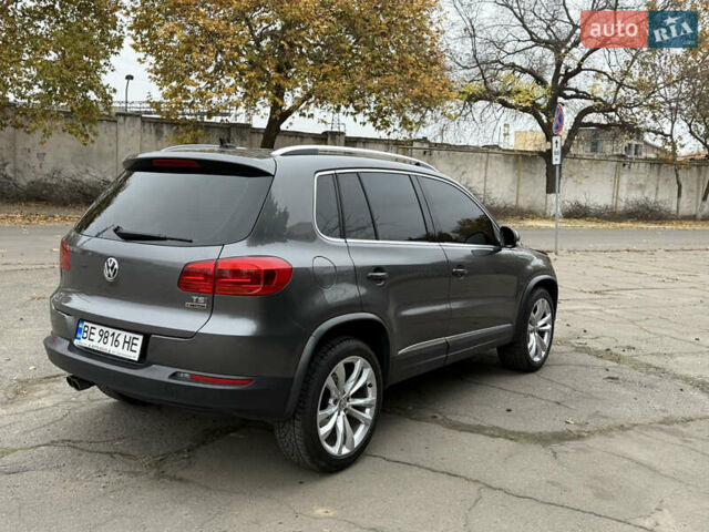 Серый Фольксваген Тигуан, объемом двигателя 2 л и пробегом 163 тыс. км за 15700 $, фото 21 на Automoto.ua