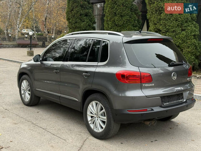 Сірий Фольксваген Тігуан, об'ємом двигуна 1.99 л та пробігом 51 тис. км за 17500 $, фото 22 на Automoto.ua
