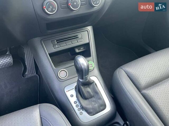 Сірий Фольксваген Тігуан, об'ємом двигуна 2 л та пробігом 133 тис. км за 13499 $, фото 17 на Automoto.ua