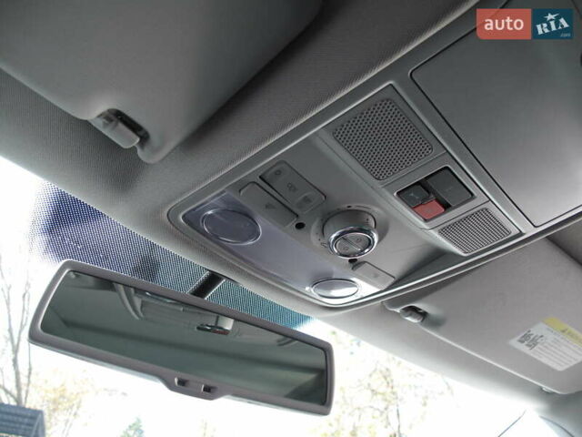 Серый Фольксваген Тигуан, объемом двигателя 2 л и пробегом 186 тыс. км за 14900 $, фото 98 на Automoto.ua