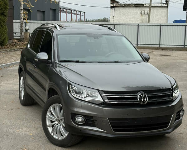 Сірий Фольксваген Тігуан, об'ємом двигуна 1.99 л та пробігом 51 тис. км за 17500 $, фото 14 на Automoto.ua