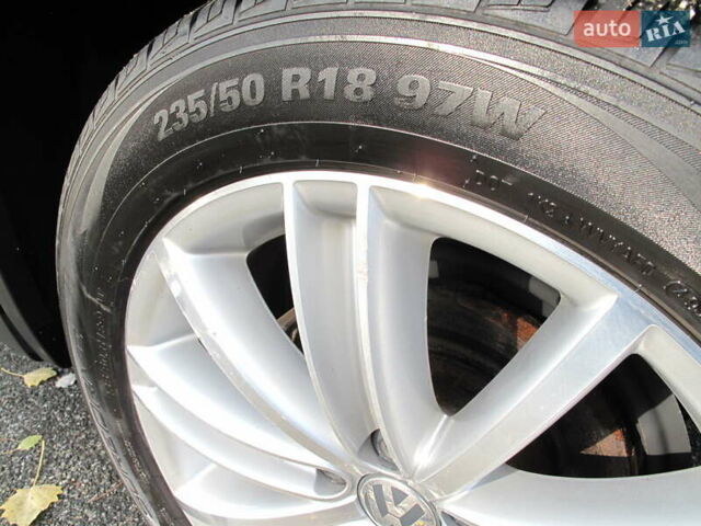 Серый Фольксваген Тигуан, объемом двигателя 2 л и пробегом 186 тыс. км за 14900 $, фото 17 на Automoto.ua