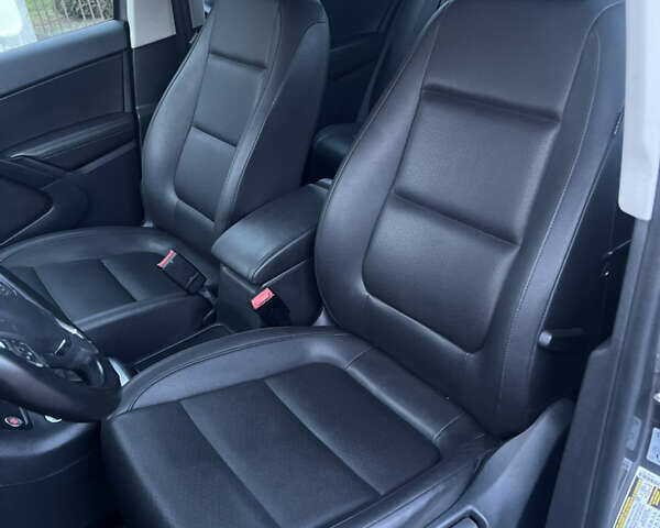 Серый Фольксваген Тигуан, объемом двигателя 2 л и пробегом 220 тыс. км за 12350 $, фото 8 на Automoto.ua