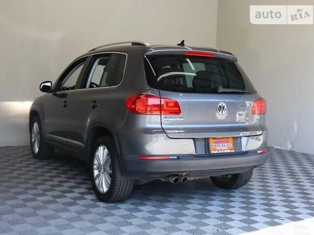Серый Фольксваген Тигуан, объемом двигателя 2 л и пробегом 129 тыс. км за 3000 $, фото 7 на Automoto.ua