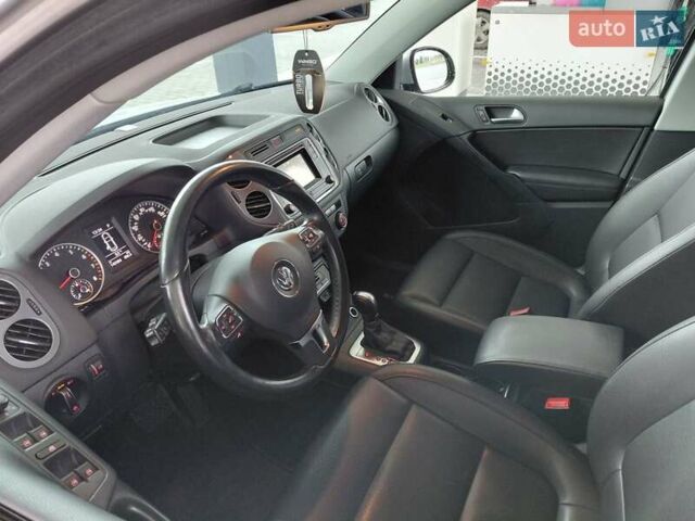 Серый Фольксваген Тигуан, объемом двигателя 1.98 л и пробегом 143 тыс. км за 12950 $, фото 13 на Automoto.ua