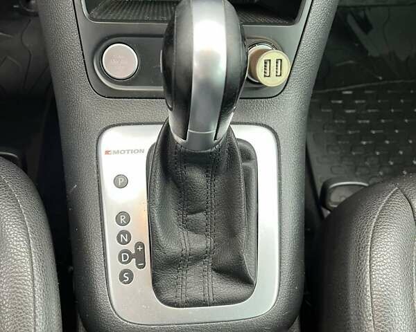 Сірий Фольксваген Тігуан, об'ємом двигуна 2 л та пробігом 204 тис. км за 13200 $, фото 9 на Automoto.ua