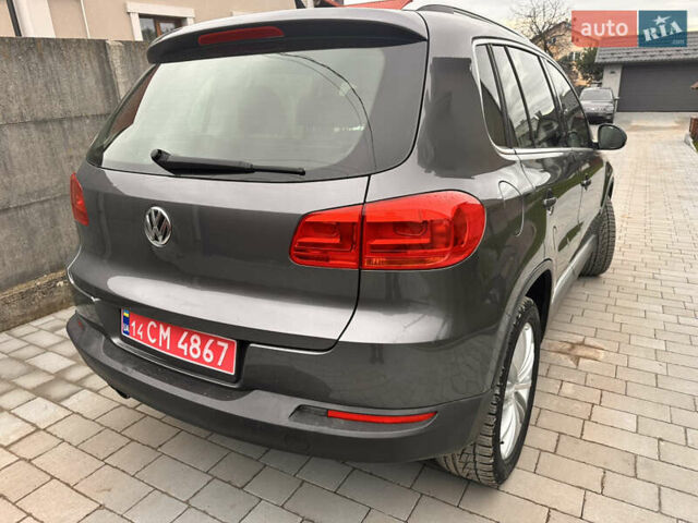 Сірий Фольксваген Тігуан, об'ємом двигуна 1.98 л та пробігом 196 тис. км за 12900 $, фото 4 на Automoto.ua